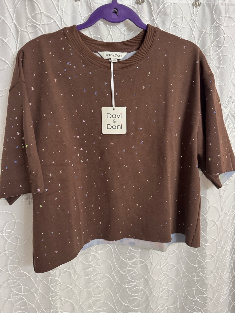 DAVI & DANI Brown Cropped Tee with Multicolor Sparkle New Without Tags